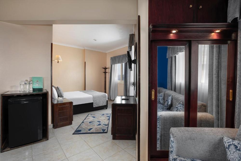 Holidays Express Hotel Image 16