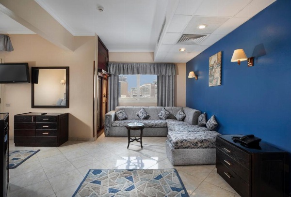 Holidays Express Hotel image 14
