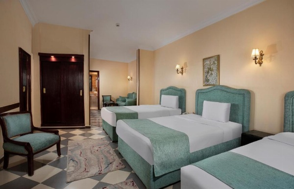 Holidays Express Hotel image 25