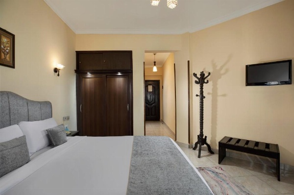 Holidays Express Hotel image 26