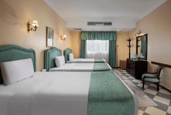 Holidays Express Hotel image 46